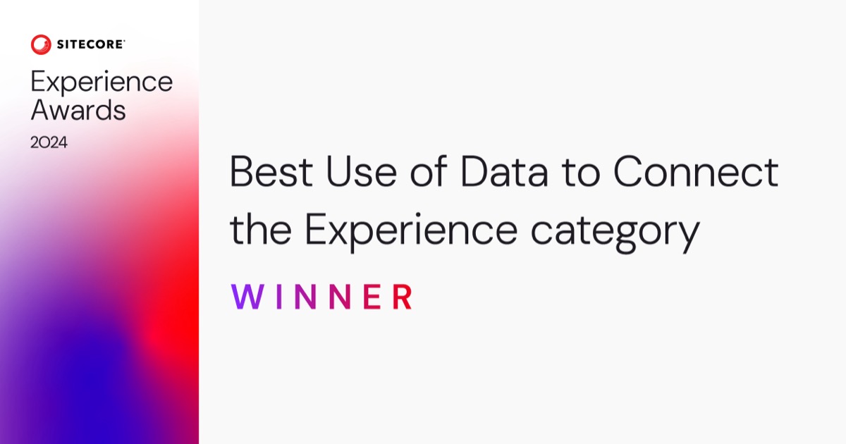 Acxiom accepts the award for “Best use of Data to Connect the Experience” from Sitecore for our work with Aer