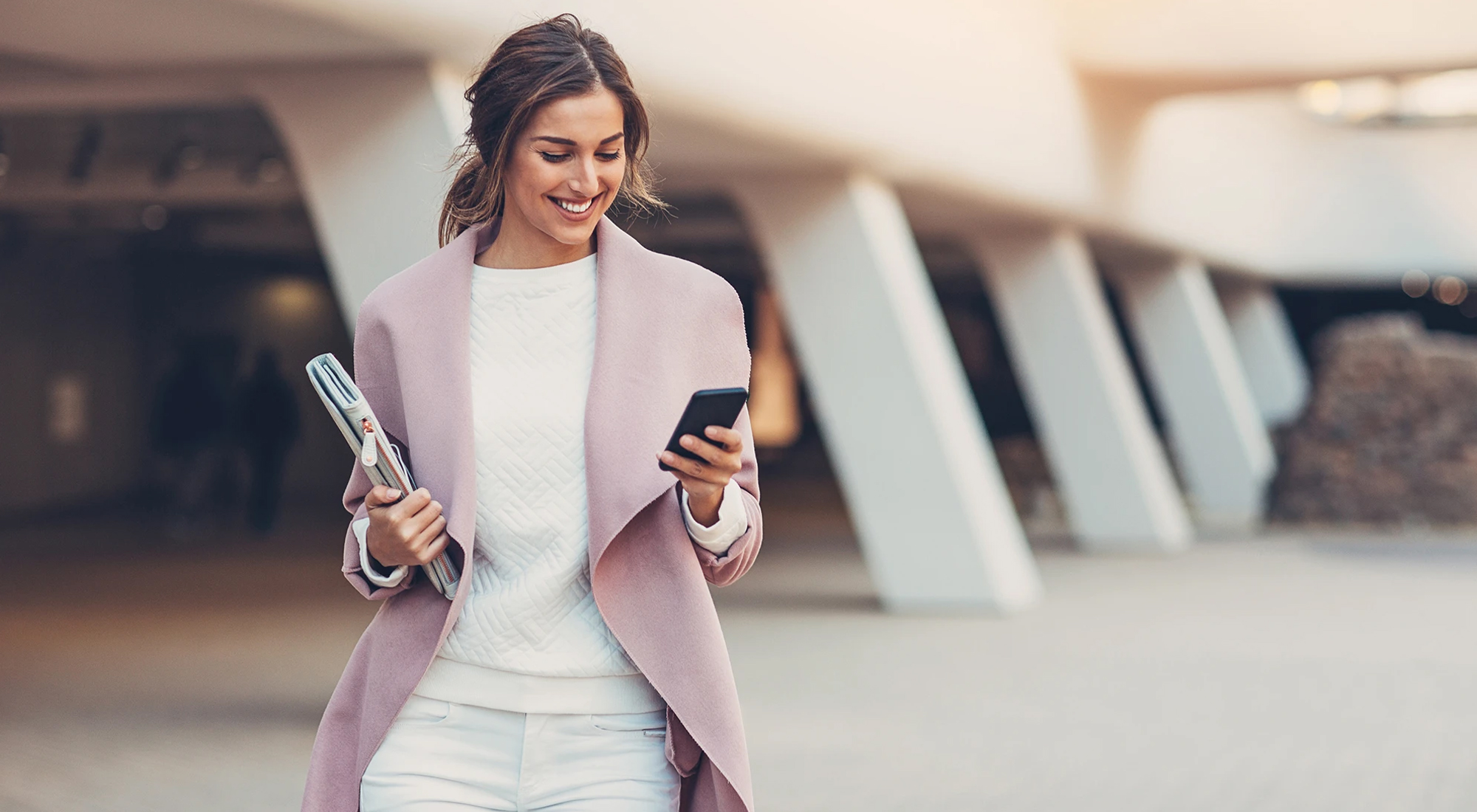 7 Ways the Einstein Trust Layer Supports Enterprise AI Security